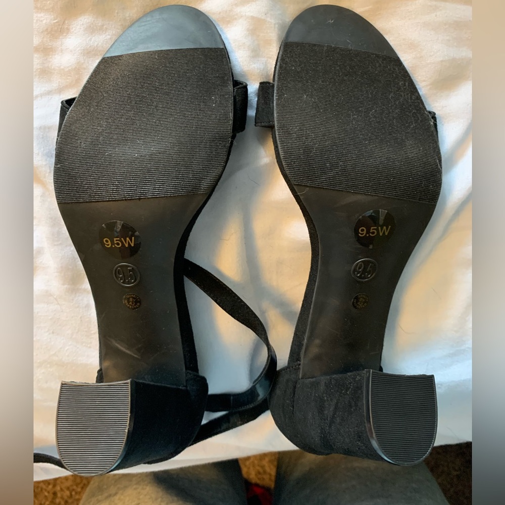 black high heels - Picture 5 of 5